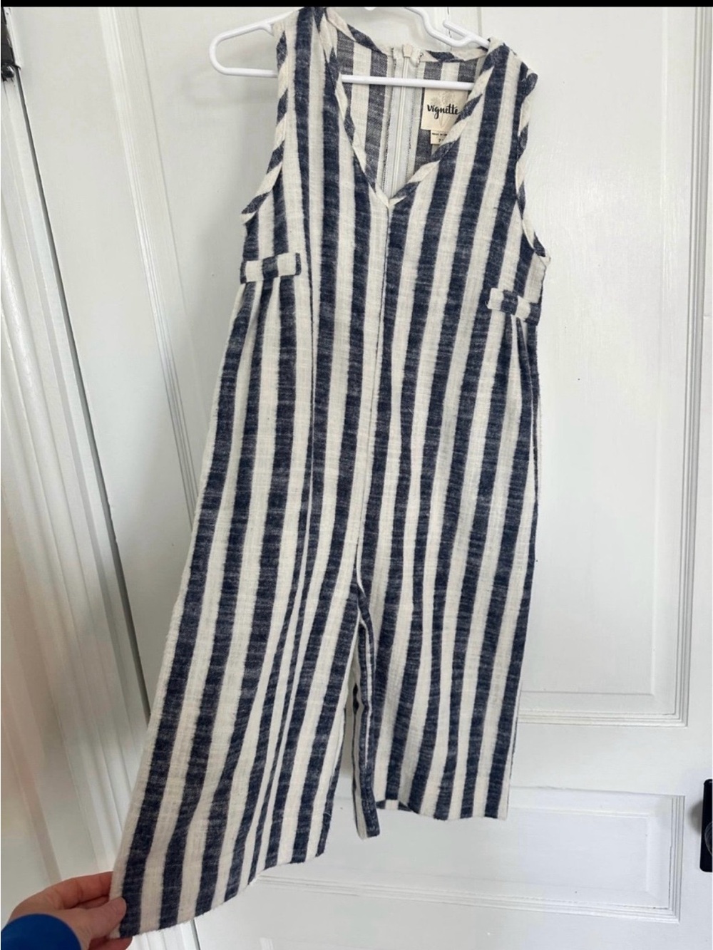 Vignette girls size 7 Navy & White Striped Sleeveless Jumpsuit